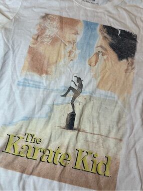 THE KARATE KID Graphic Tee size small SL 52